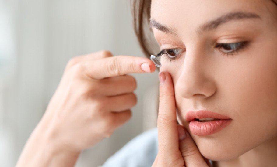 Toric Lenses vs Regular Contacts for Mild Astigmatism