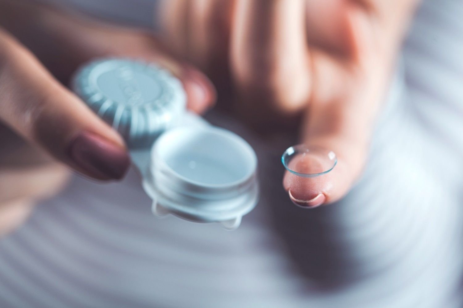 Should I Switch to Silicone Hydrogel Lenses?